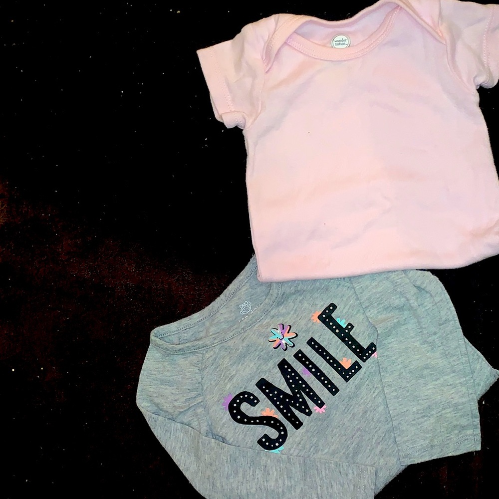 2  onesies, size 6-9 months.